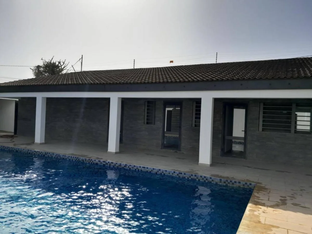Villa à SALY en vente