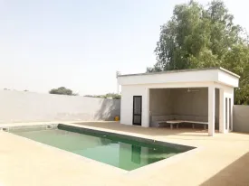 Villa neuve non meublée à vendre - Résidence calme à 300 m de Saly center