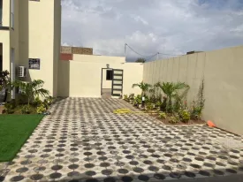 Villa de standing à louer à NGAPAROU avec de grands volumes