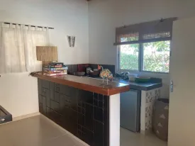 Villa avec piscine privée en résidence bord de mer, 2 chambres climatisés + mezzanine, 2 salles d'eau,
salon, une salle à manger, une cuisine extérieure équipée, une terrasse aménagée et un jardin, femme de ménage inclus dans la prestation 3 fois dans la semaine
