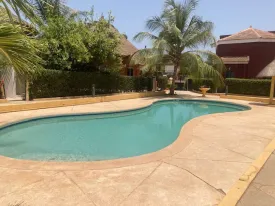 Villa au coeur de Saly ,
location semi- meublée et équipée