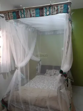 Grand appartement au rez de chaussée, dans un endroit isolé et calme , à 15 mn en voiture de Saly et de la réserve de Bandia , intéressant pour ceux qui souhaitent être au calme
4 chambres , 2 salles de bain , climatisation , salon , grande cuisine équipée , terrasse et piscine privée
Gardien à disposition,
Consommation électricité à la charges du locataire