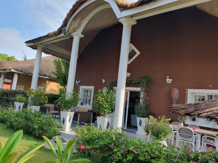 Magnifique villa meublée en Résidence avec piscine commune,