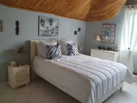 Magnifique villa meublée en Résidence avec piscine commune,