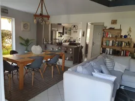 Magnifique villa meublée en Résidence avec piscine commune,