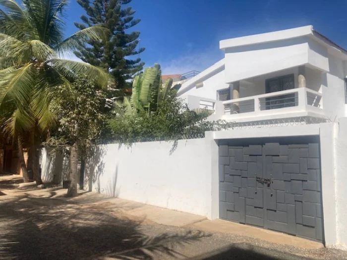 Villa non meublée à vendre à Saly - Quartier résidentiel